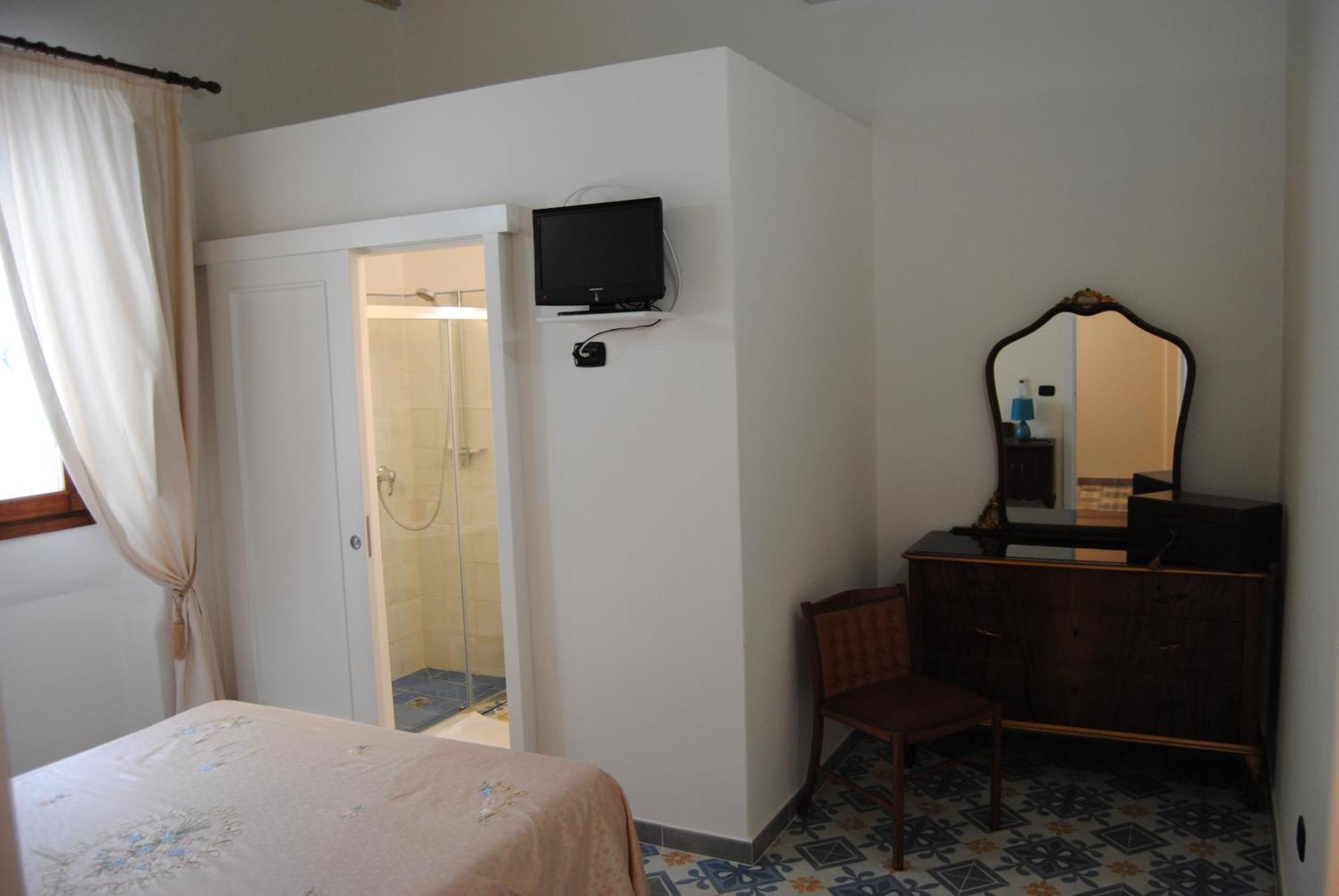 B & B Palazzo Maestro & Corte Maestro Rooms Gallipoli Δωμάτιο φωτογραφία